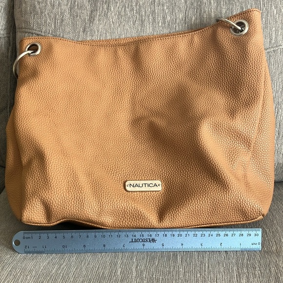 Nautica tan tote bag - Picture 10 of 11